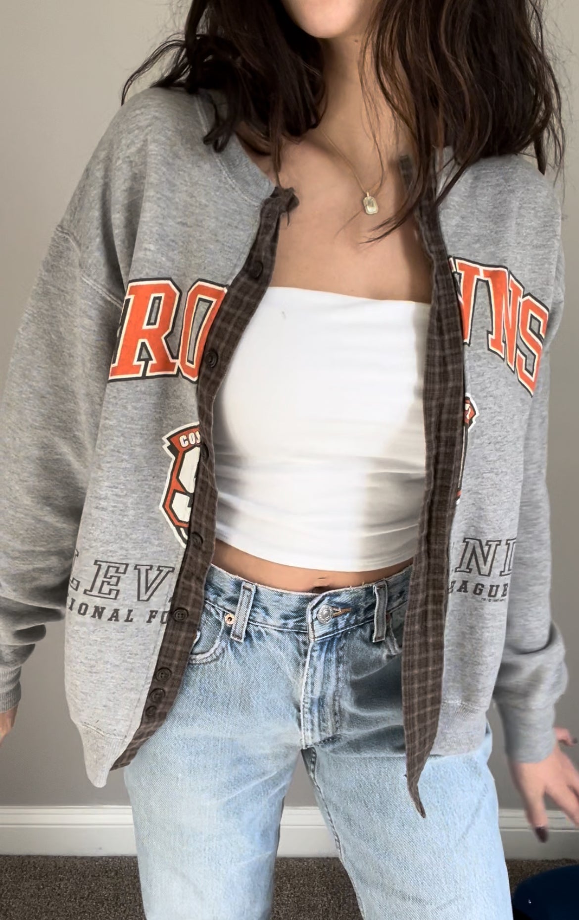 Story Sale Browns Cardi Crew 2
