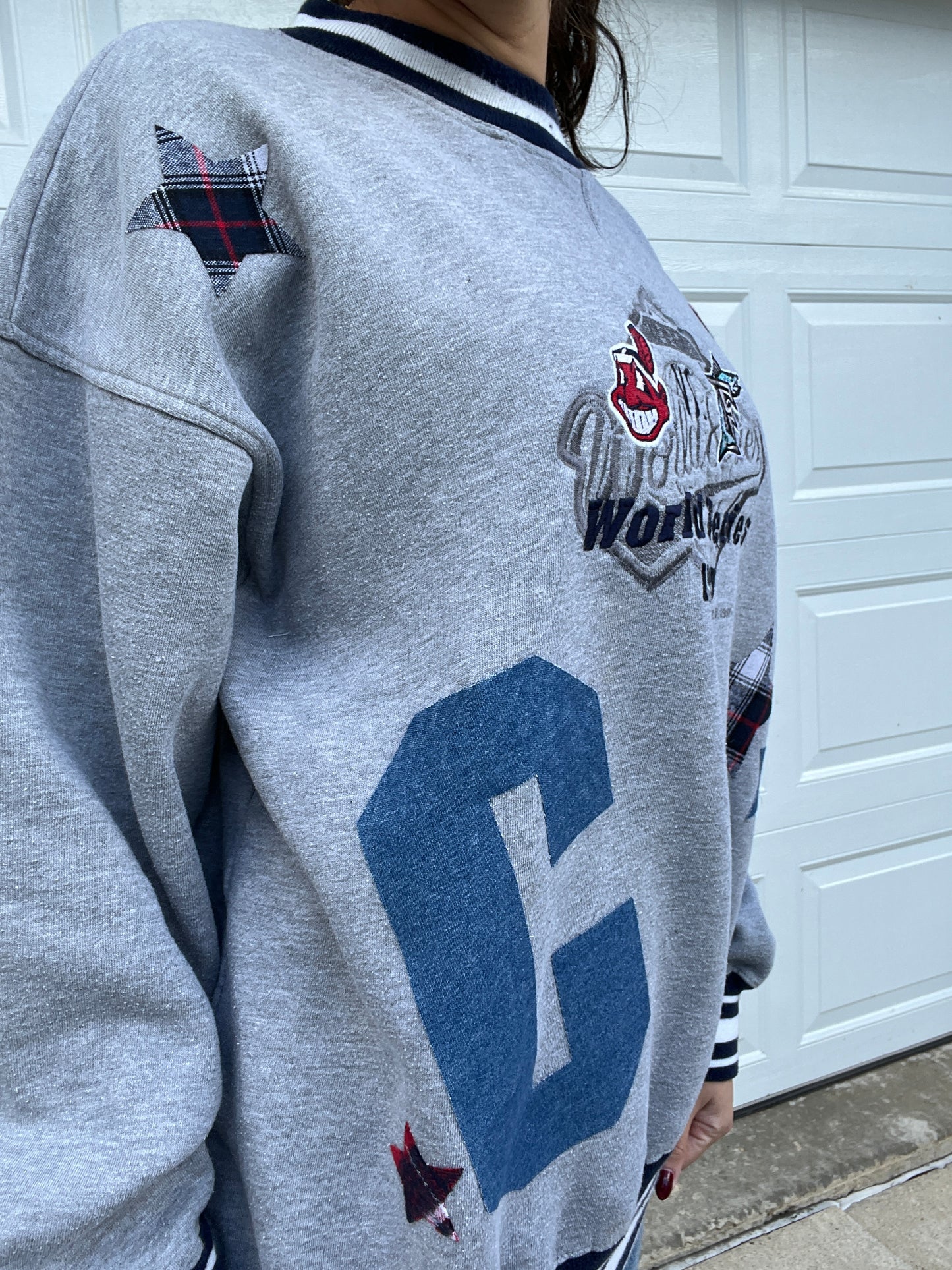 VINTAGE INDIANS CREWNECK