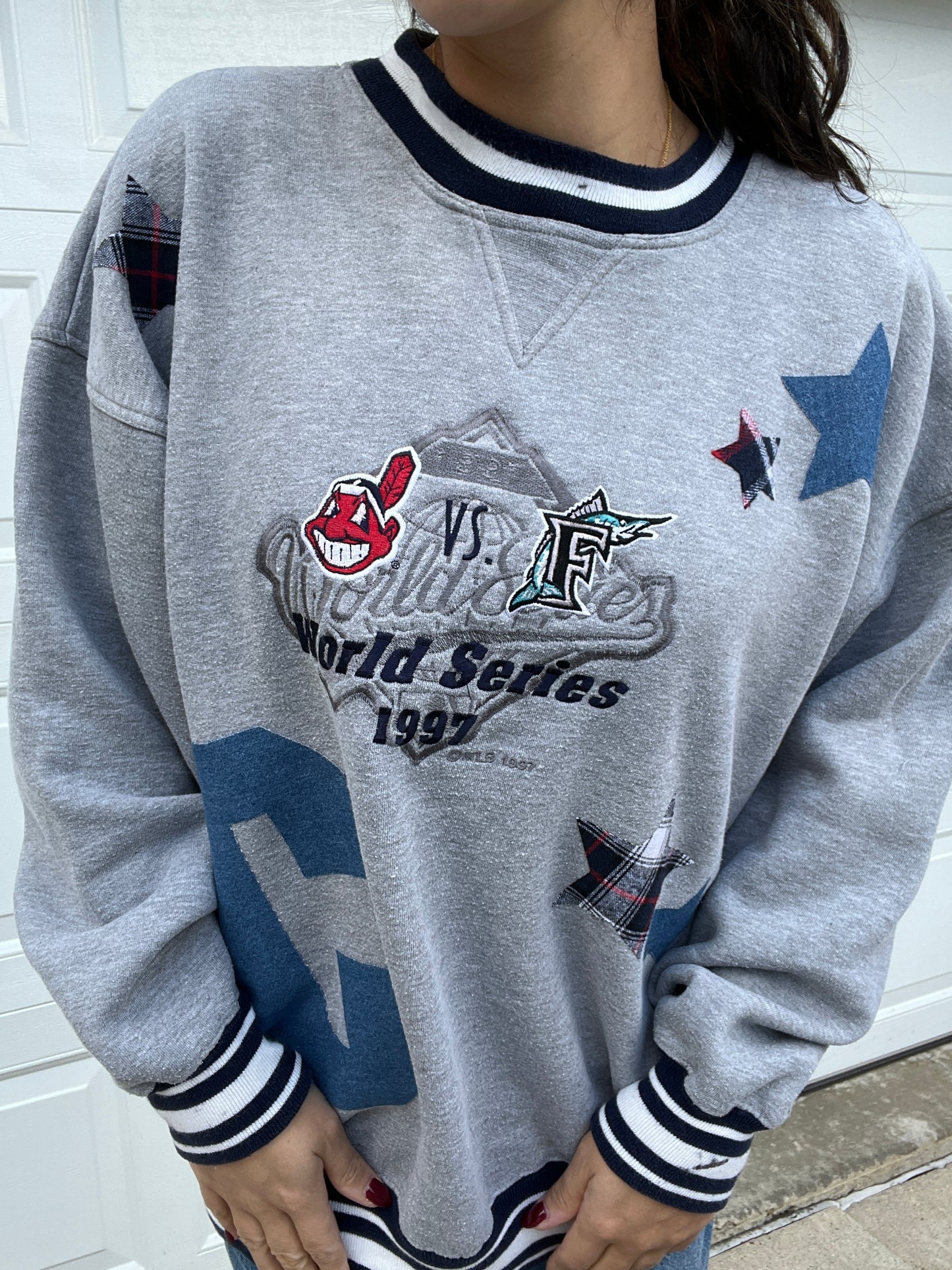VINTAGE INDIANS CREWNECK
