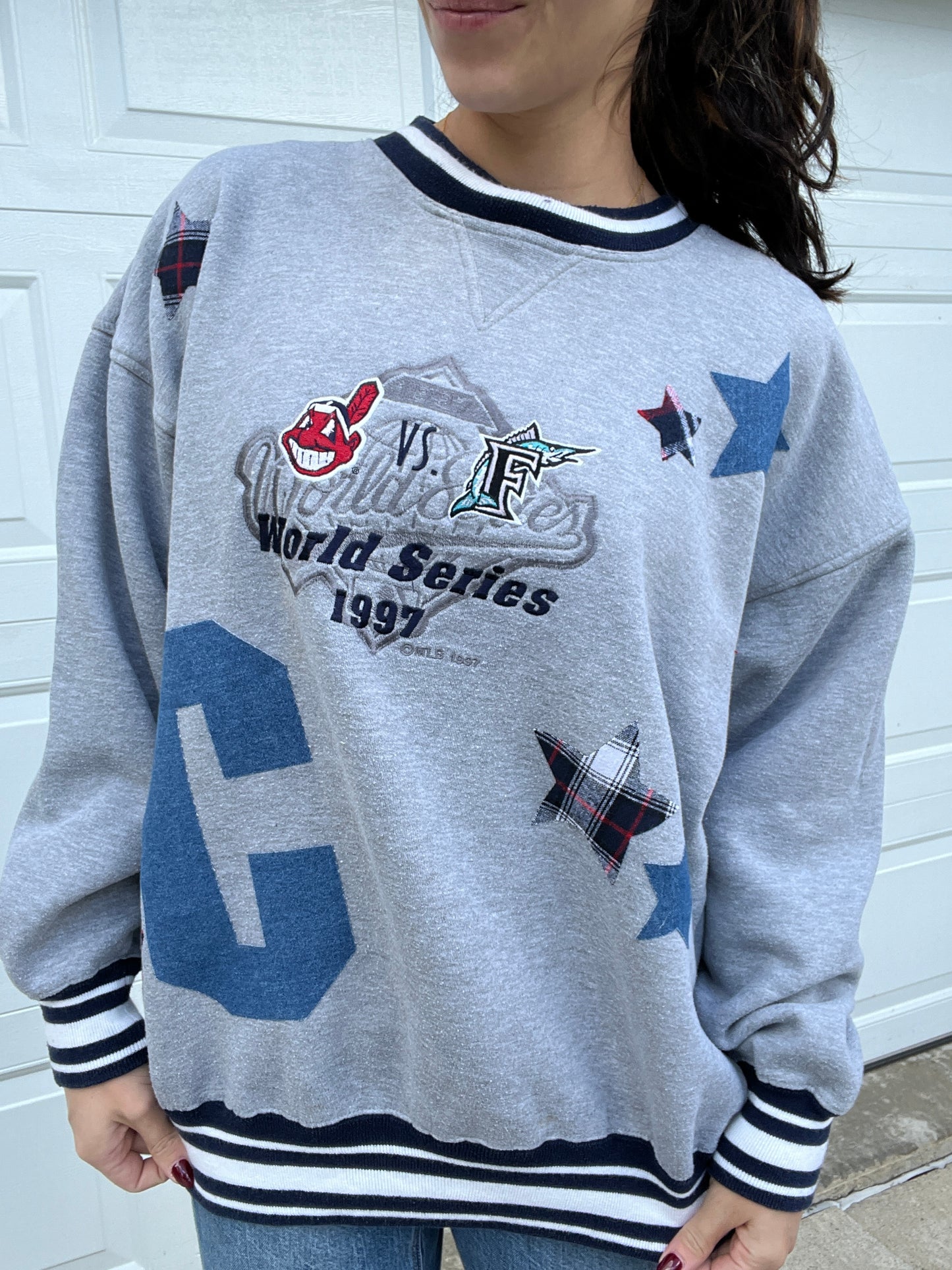 VINTAGE INDIANS CREWNECK