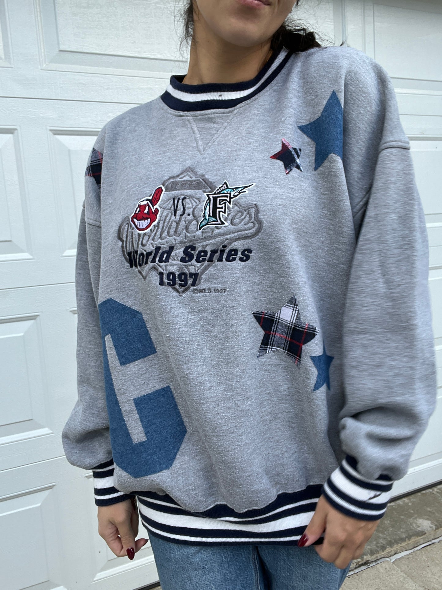 VINTAGE INDIANS CREWNECK