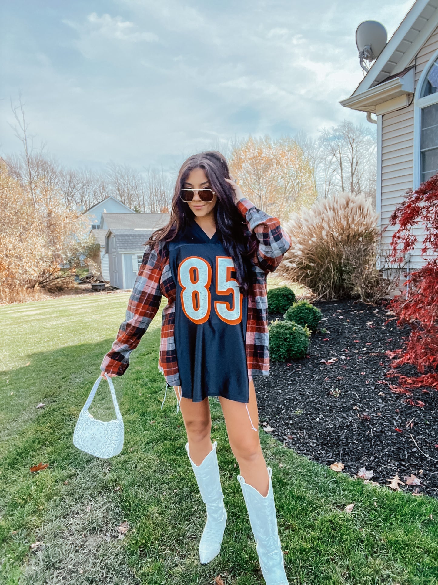 #85 JOHNSON BENGALS JERSEY X FLANNEL