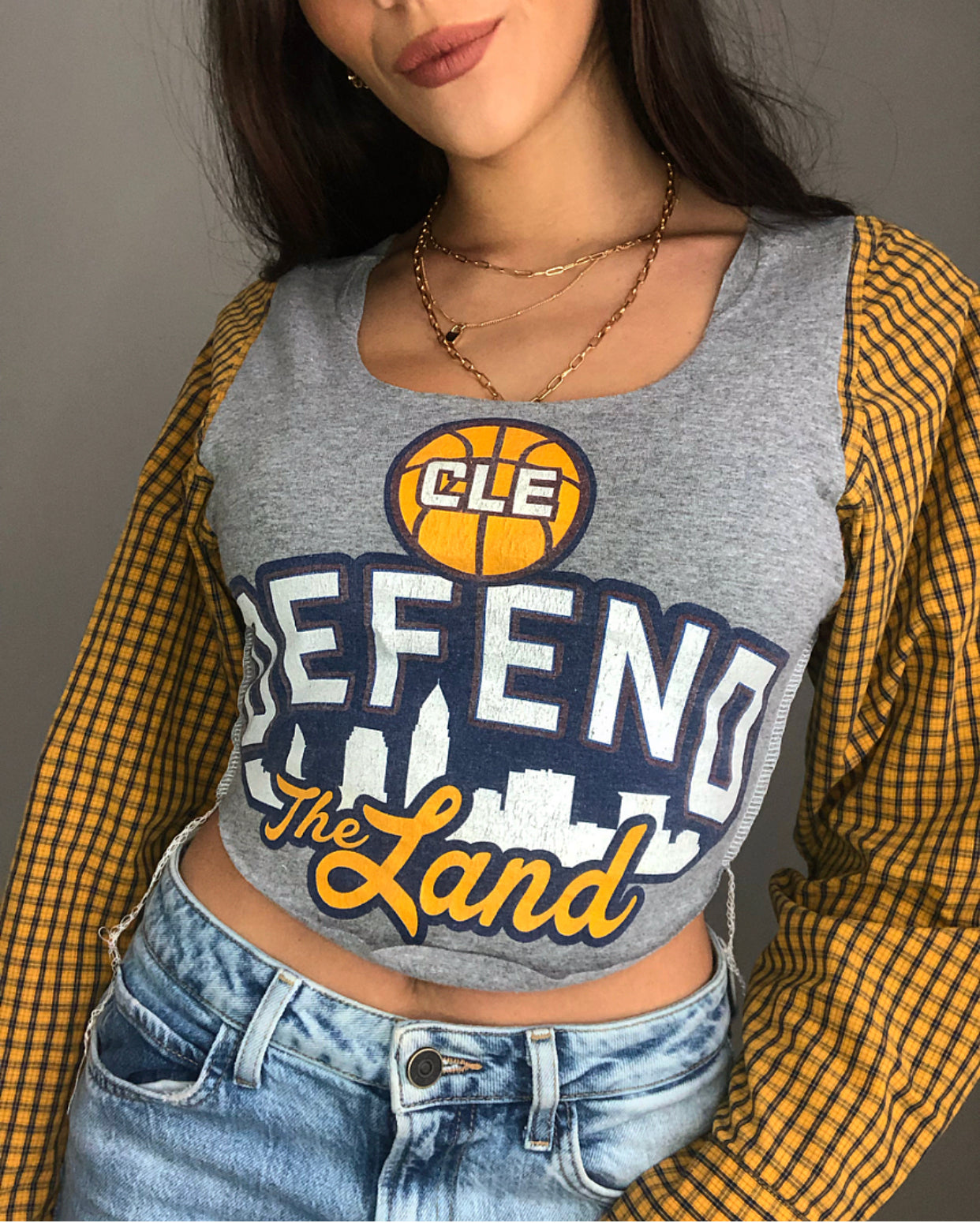 DEFEND THE LAND TOP