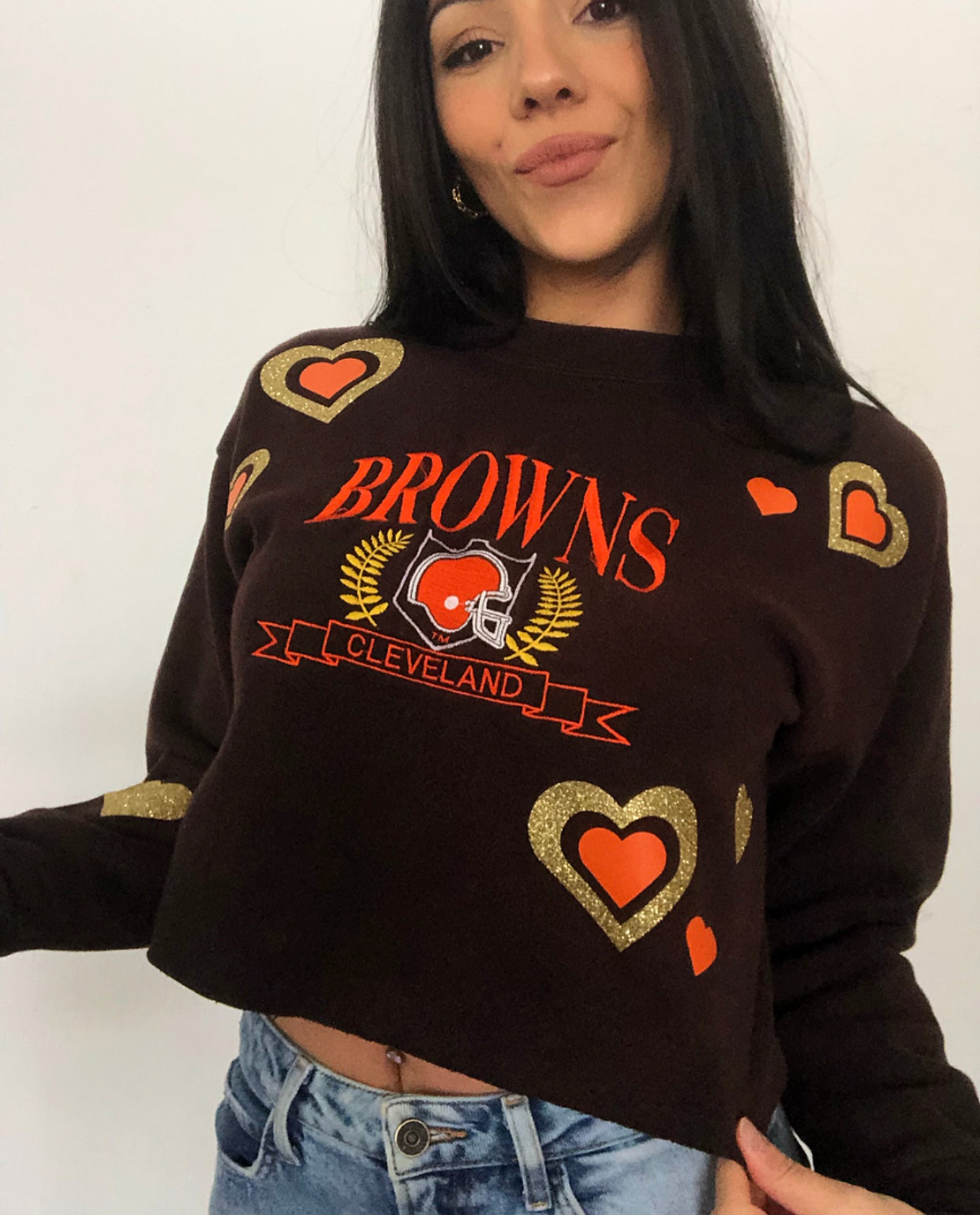BROWNS HEART CREWNECK