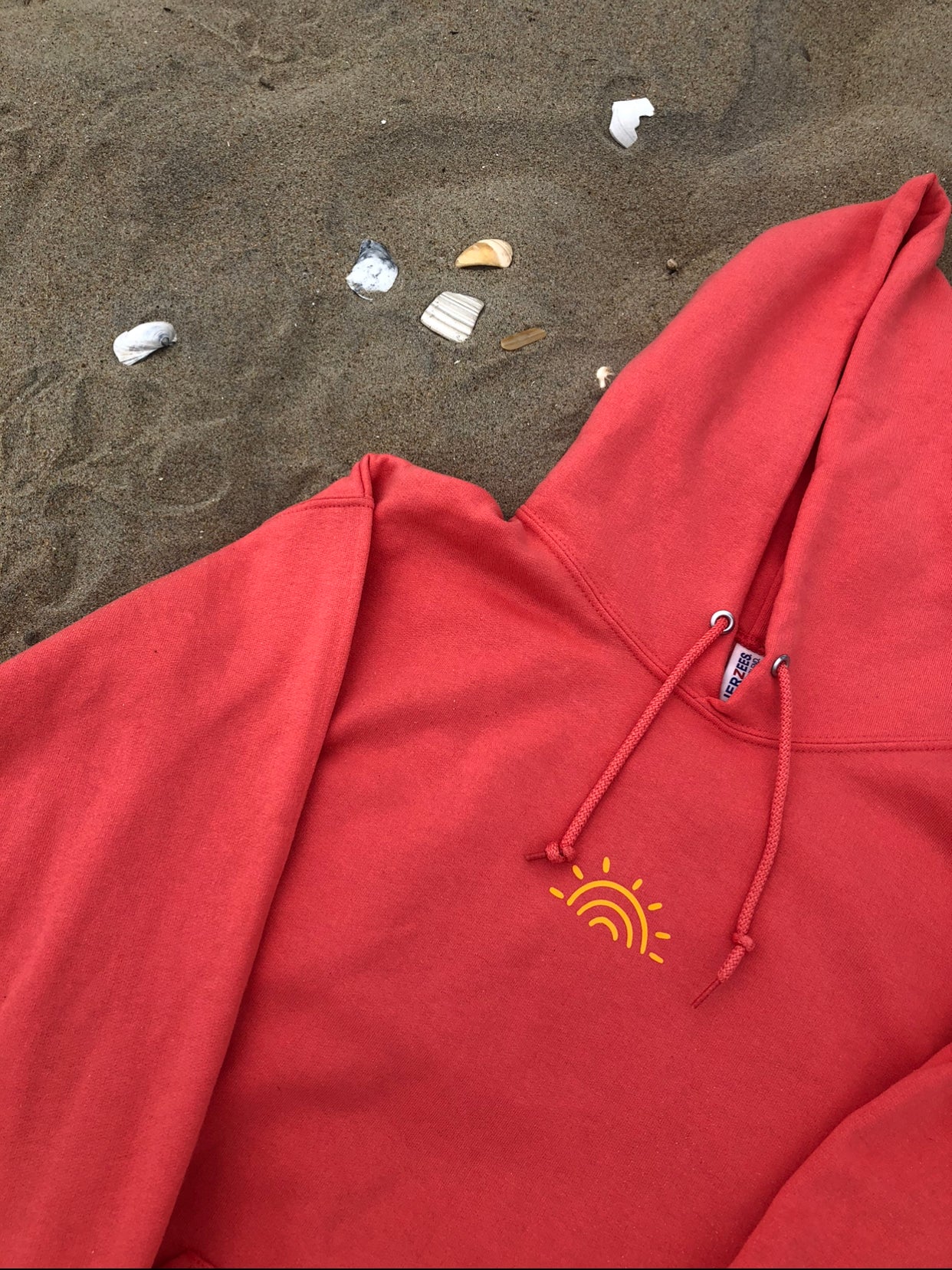 ♡WATCH MORE SUNSETS HOODIE