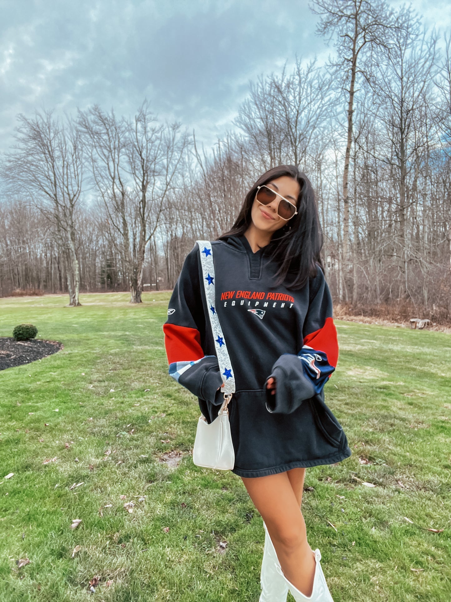 PATCH SLEEVE PATRIOTS HOODIE