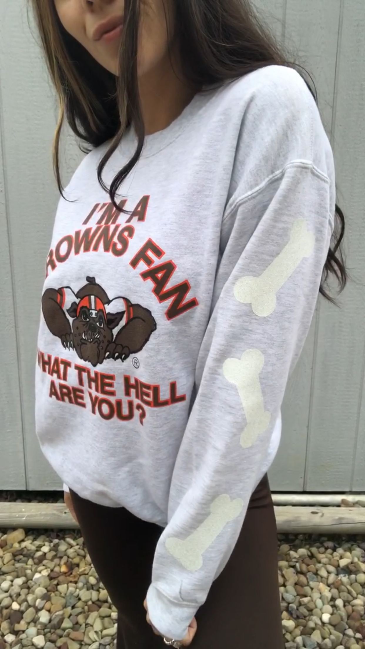 BROWNS FAN BONE SLEEVES CREWNECK