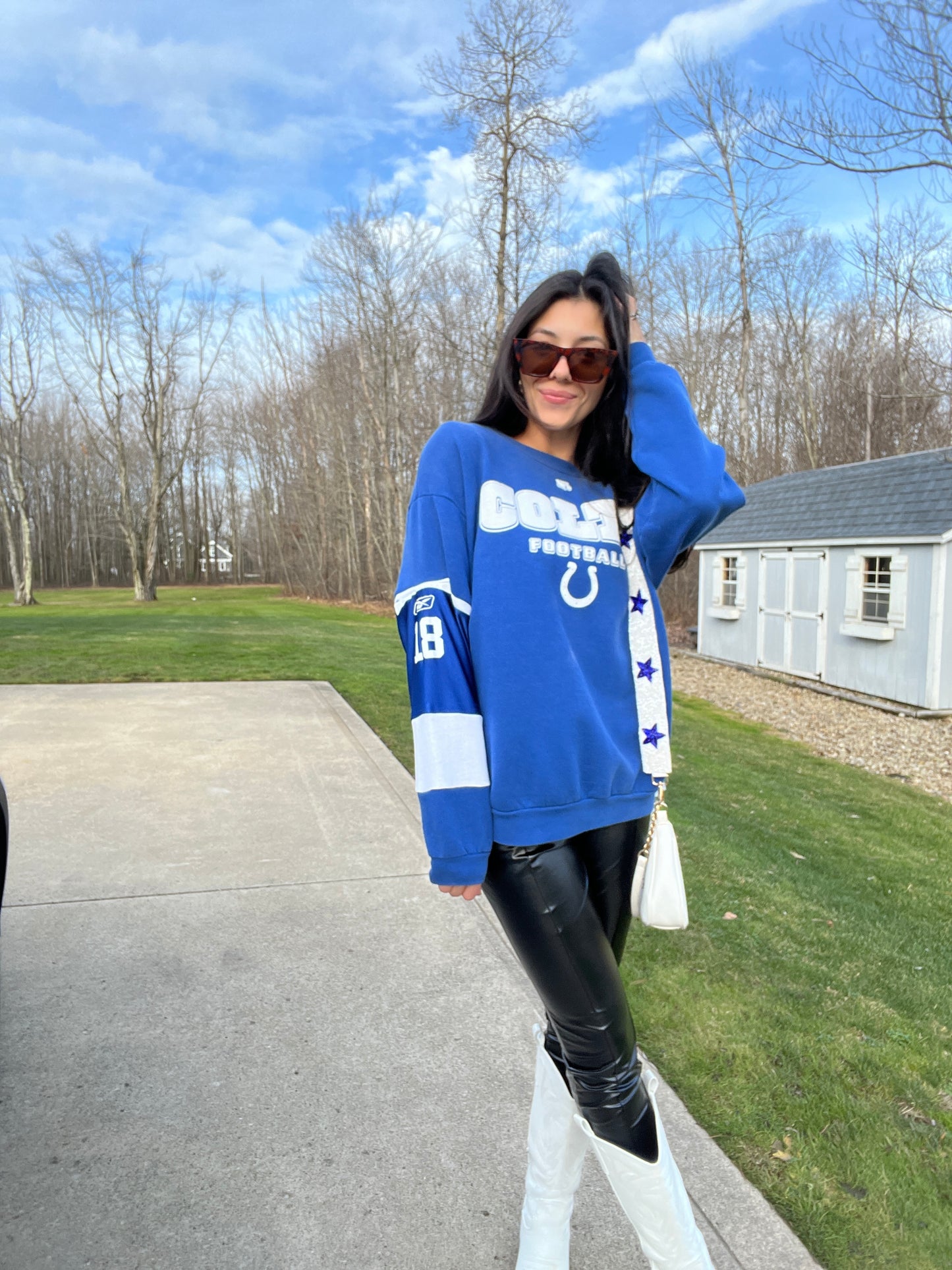 PATCH SLEEVE COLTS CREWNECK