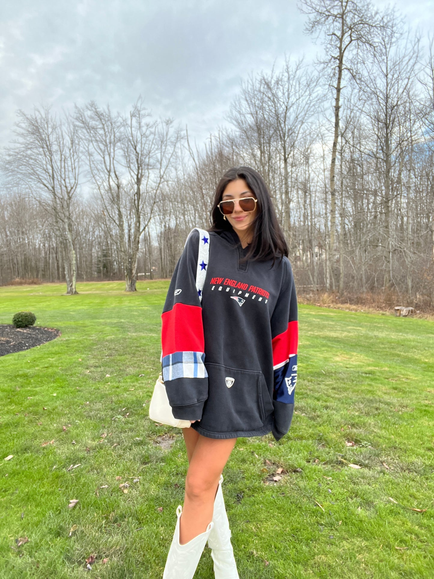 PATCH SLEEVE PATRIOTS HOODIE