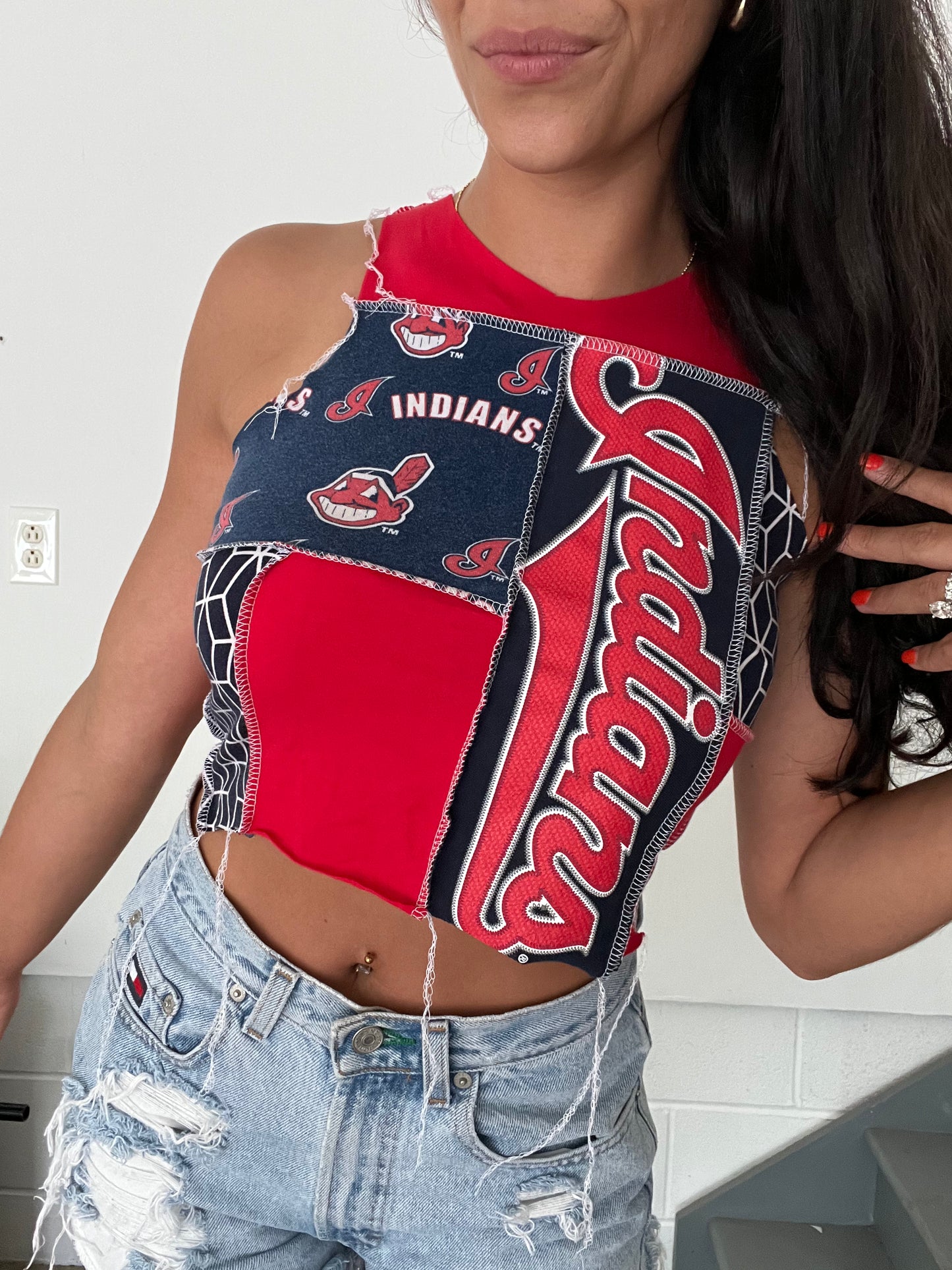CLASSIC INDIANS PATCHWORK TANK