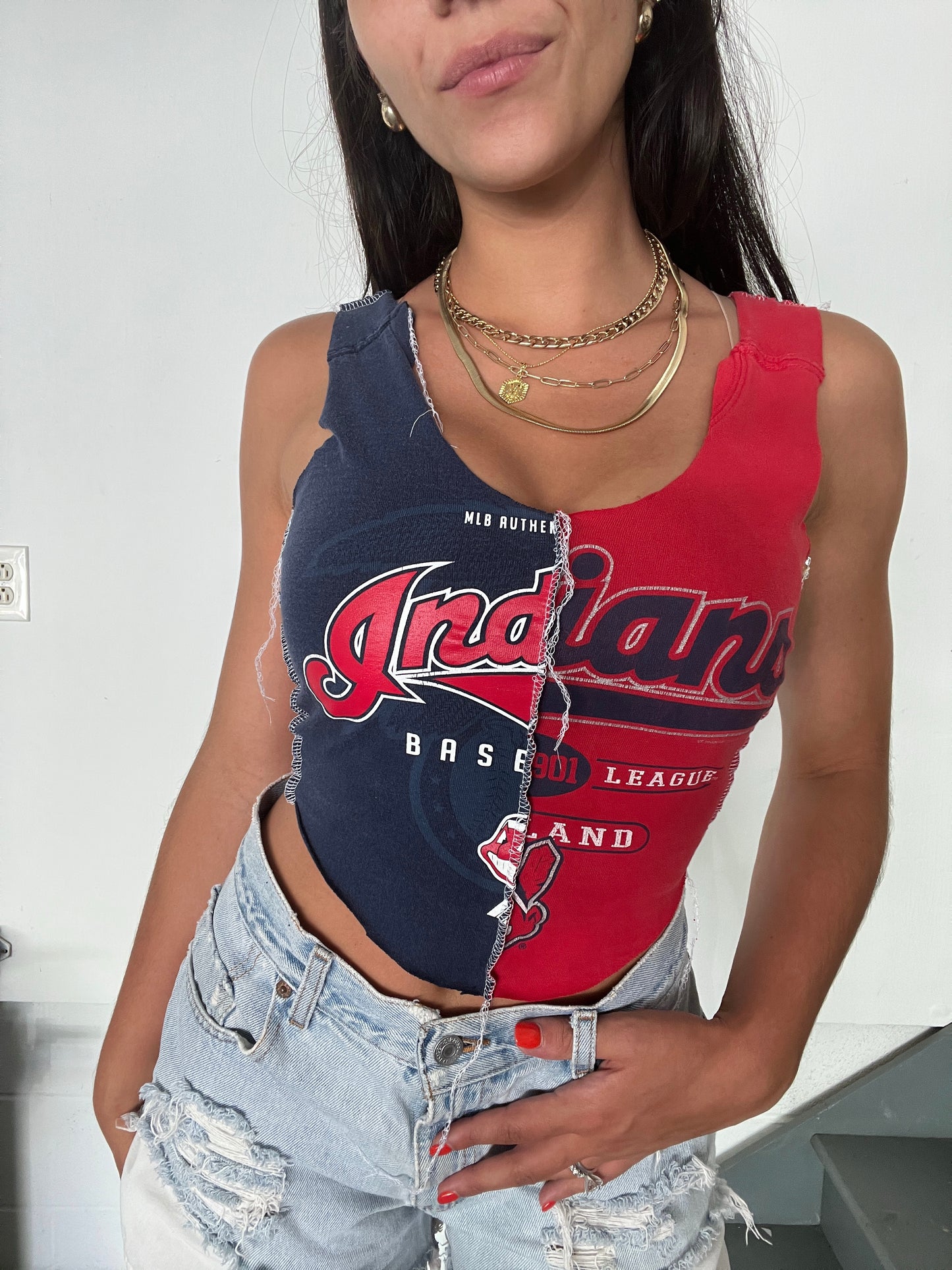SPLIT INDIANS TANK