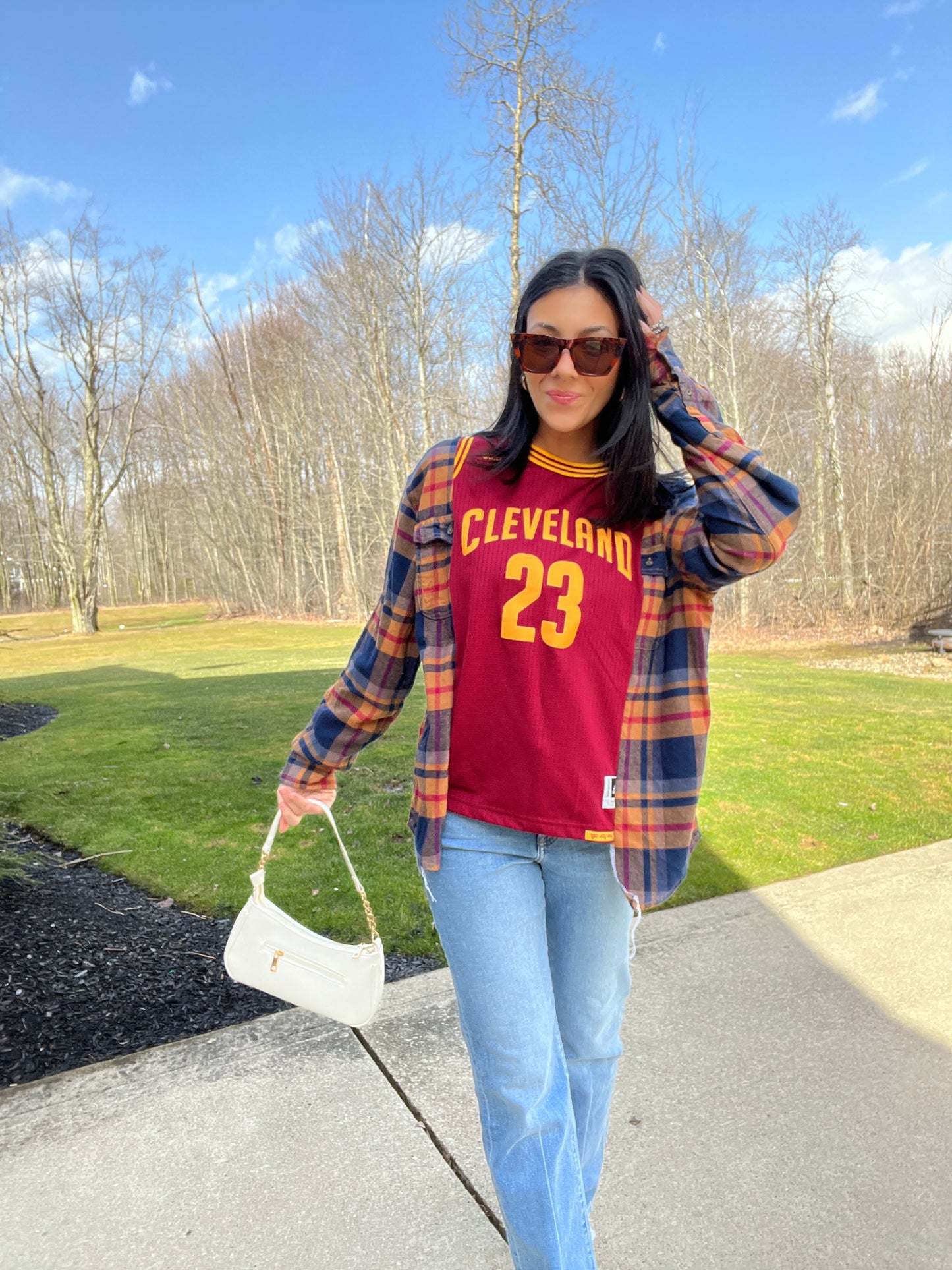 23 JAMES CAVS JERSEY X FLANNEL