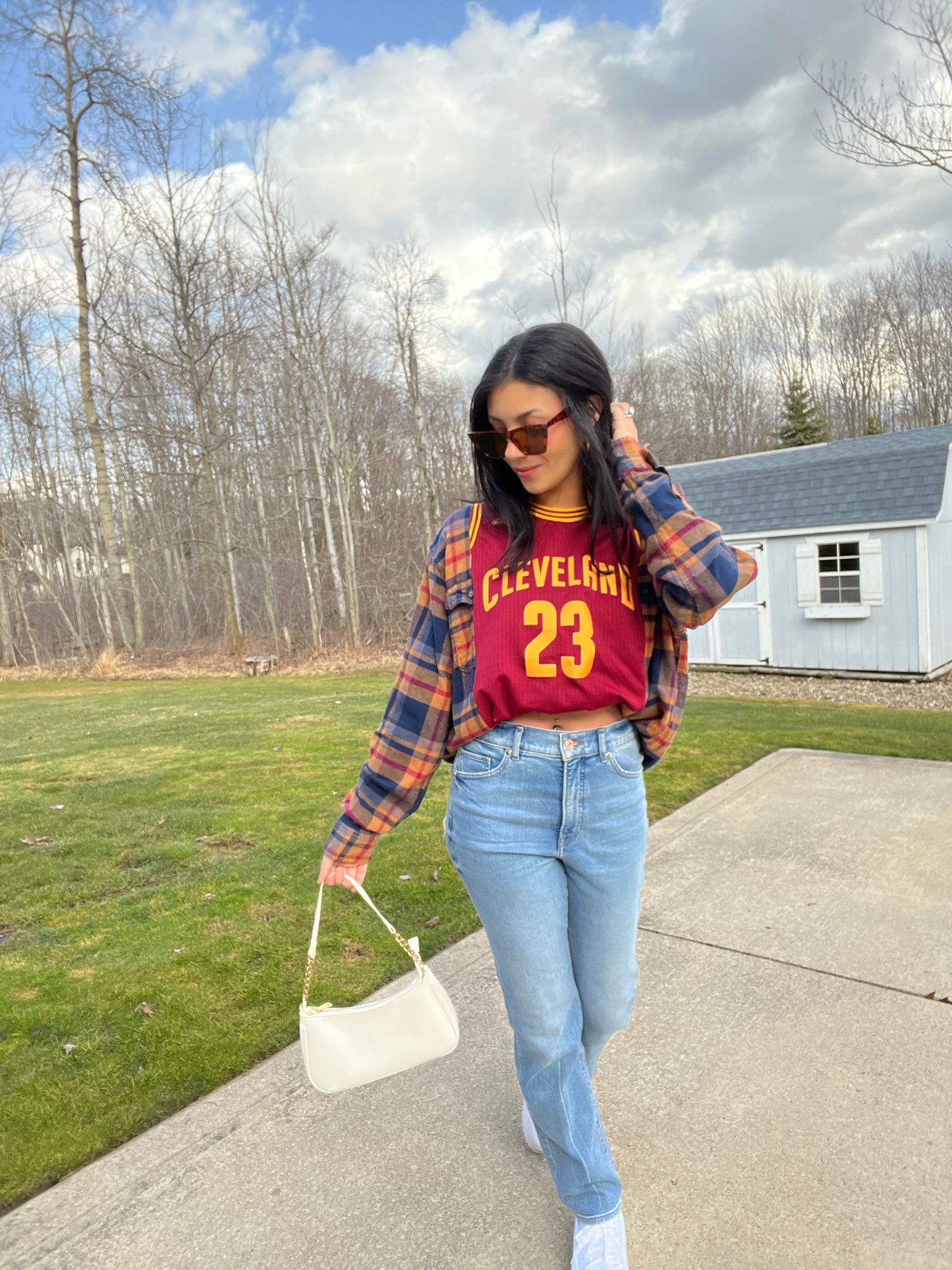 23 JAMES CAVS JERSEY X FLANNEL