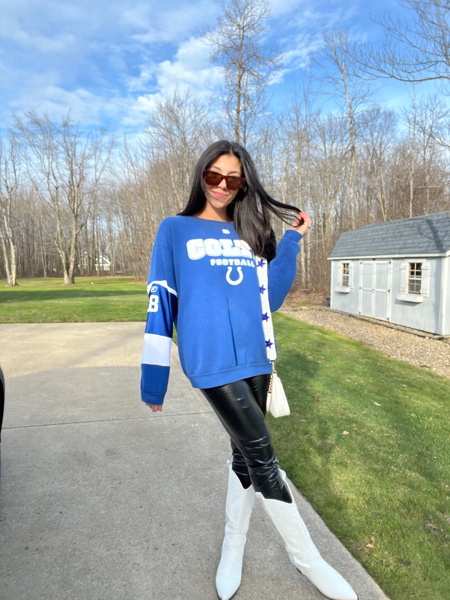 PATCH SLEEVE COLTS CREWNECK