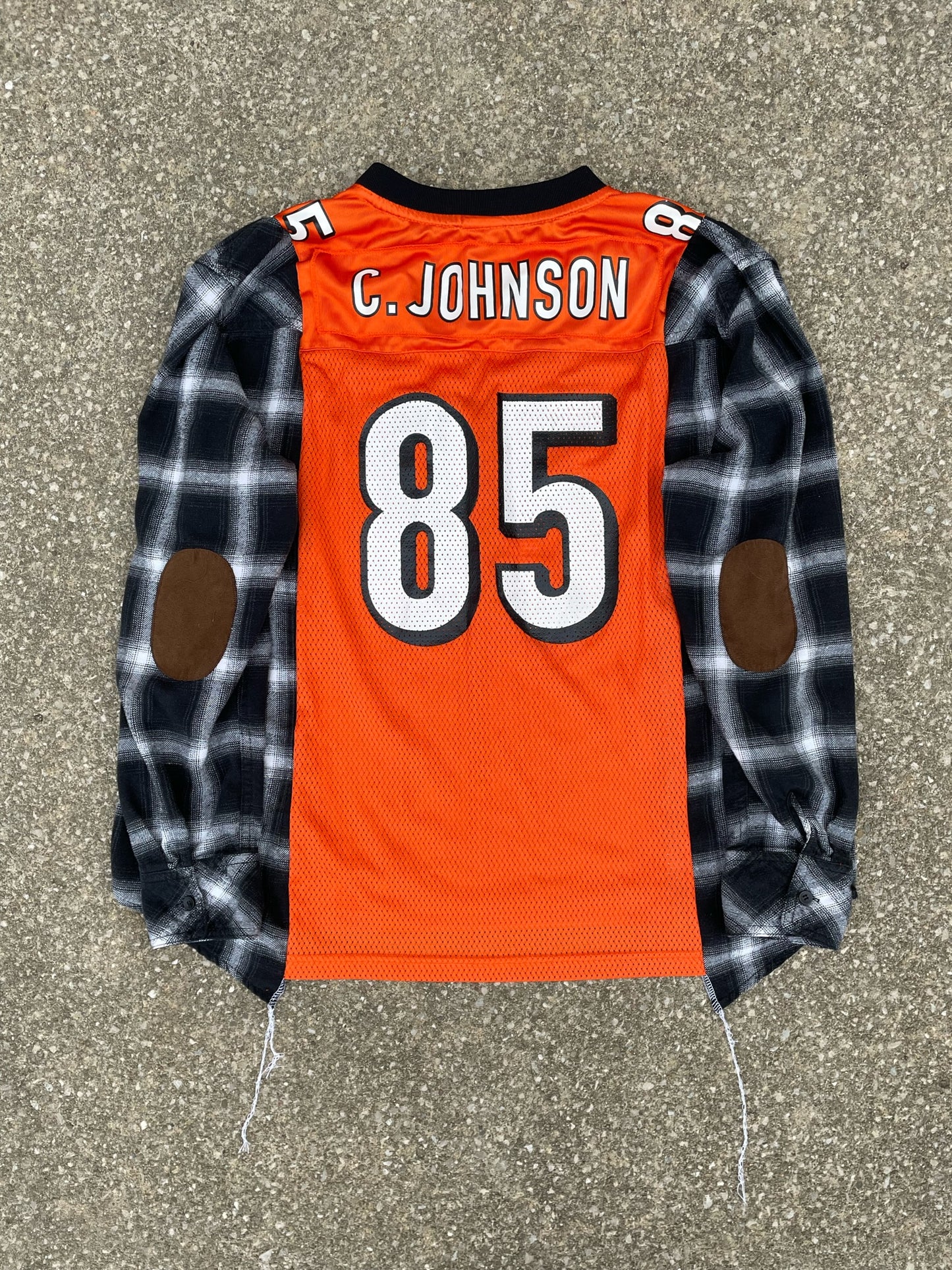 #85 JOHNSON BENGALS JERSEY X FLANNEL