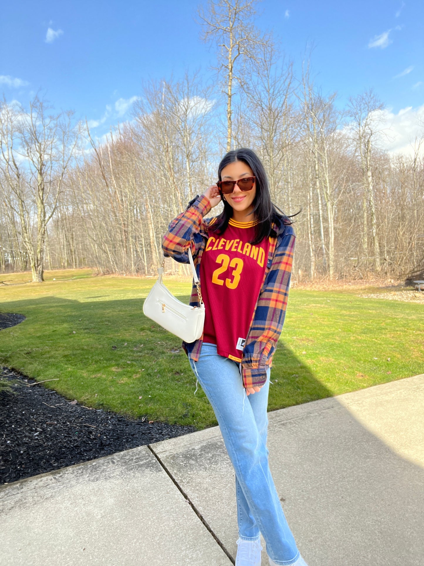 23 JAMES CAVS JERSEY X FLANNEL