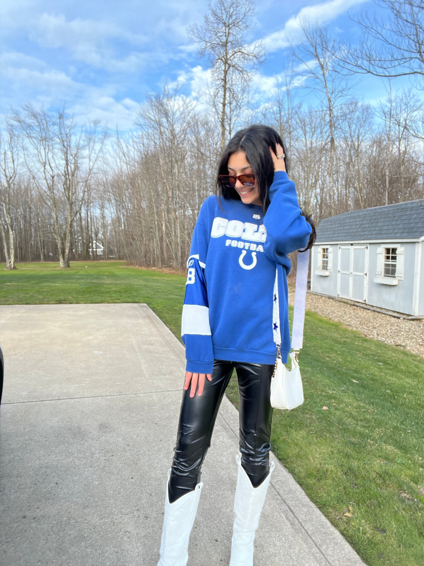 PATCH SLEEVE COLTS CREWNECK