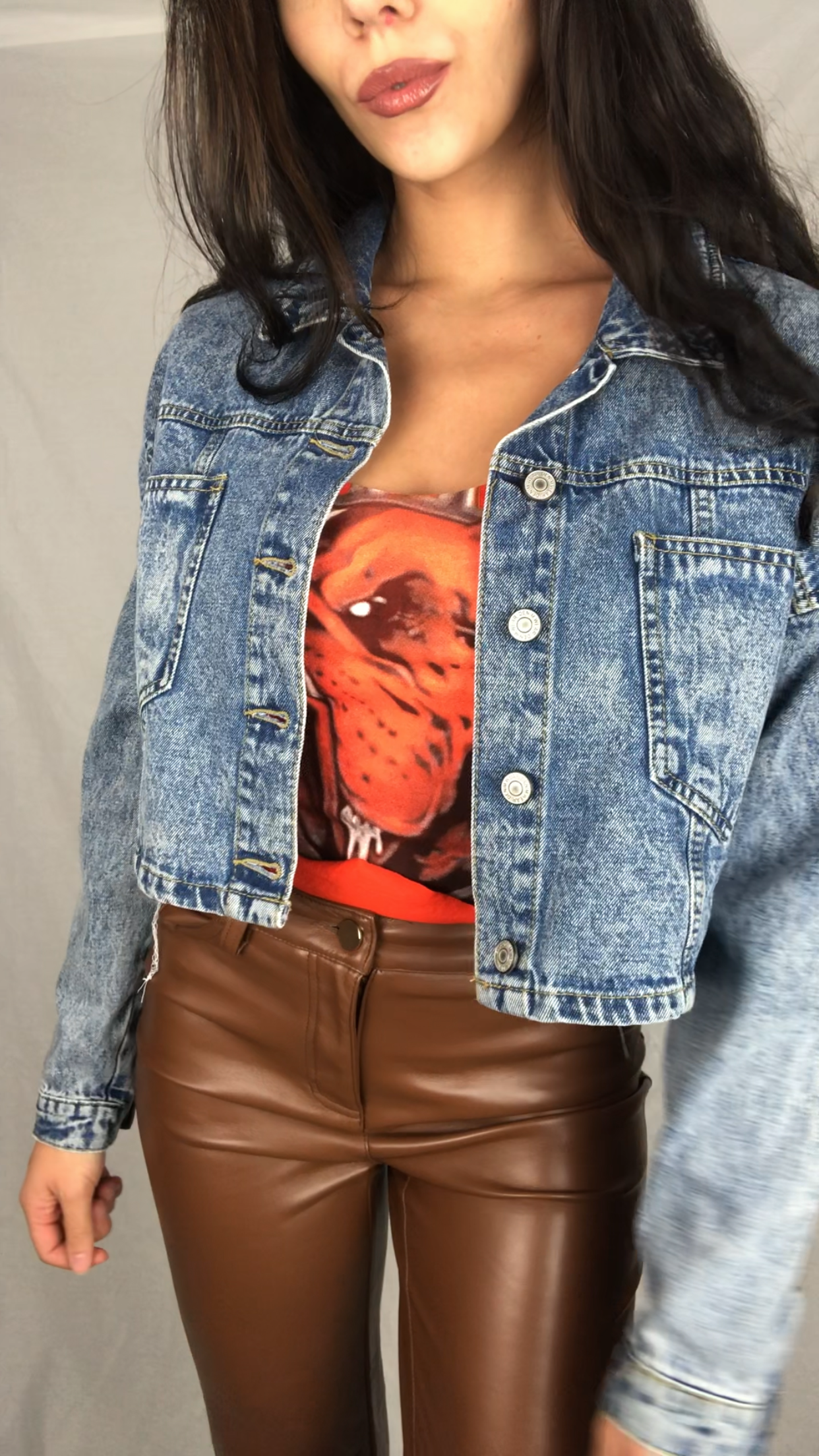 CLEVELAND BROWNS CROPPED DENIM JACKET