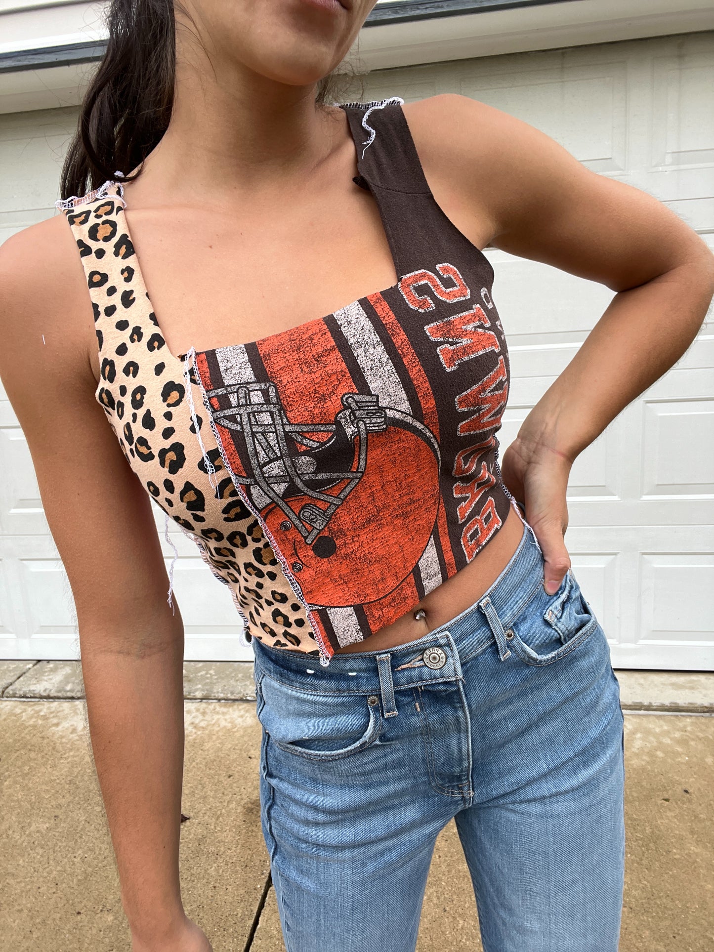OFFSET CHEETAH TANK
