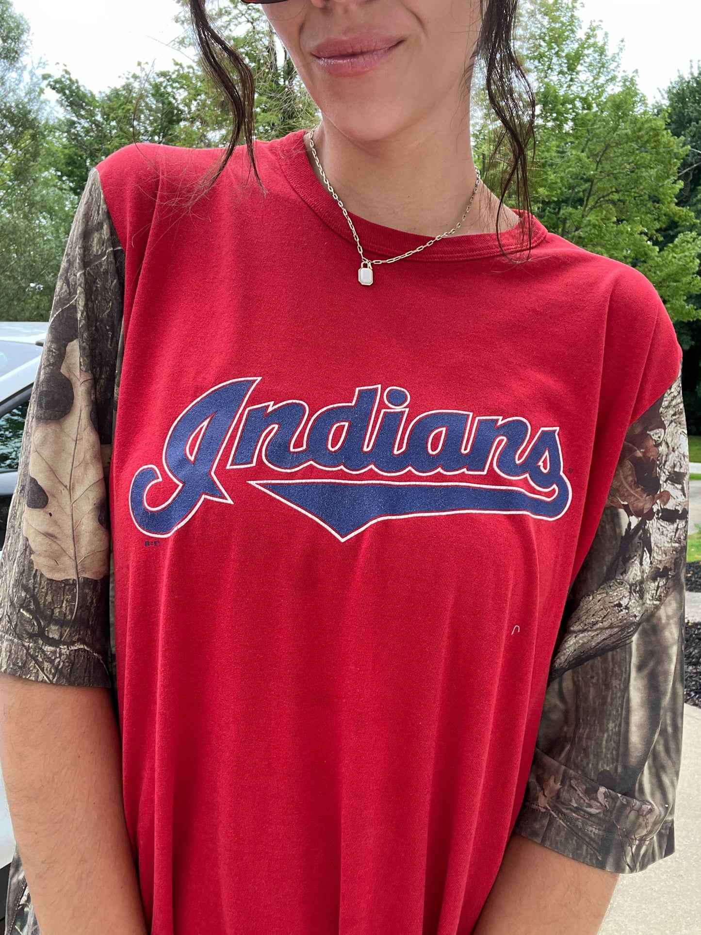 VINTAGE INDIANS TEE X CAMO TOP