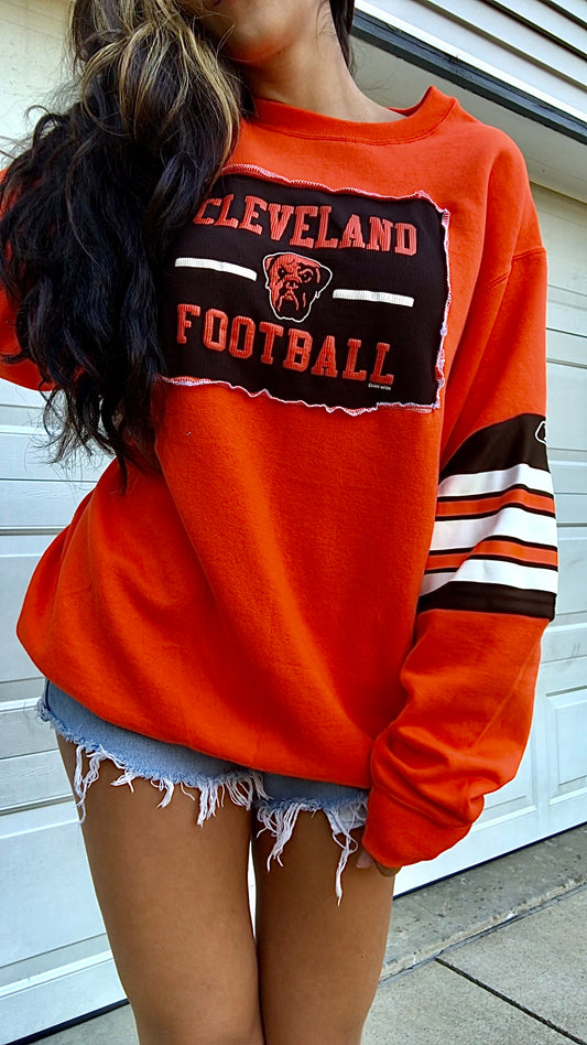 CLEVELAND FOOTBALL PATCHWORK CREWNECK