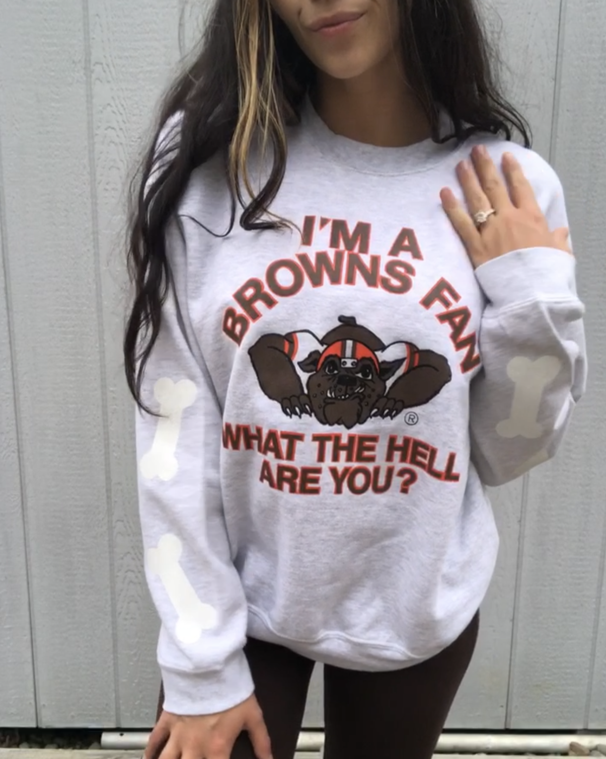 BROWNS FAN BONE SLEEVES CREWNECK