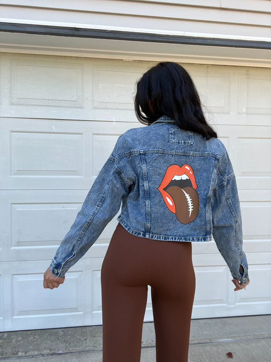 FOOTBALL TONGUE CROPPED DENIM JACKET