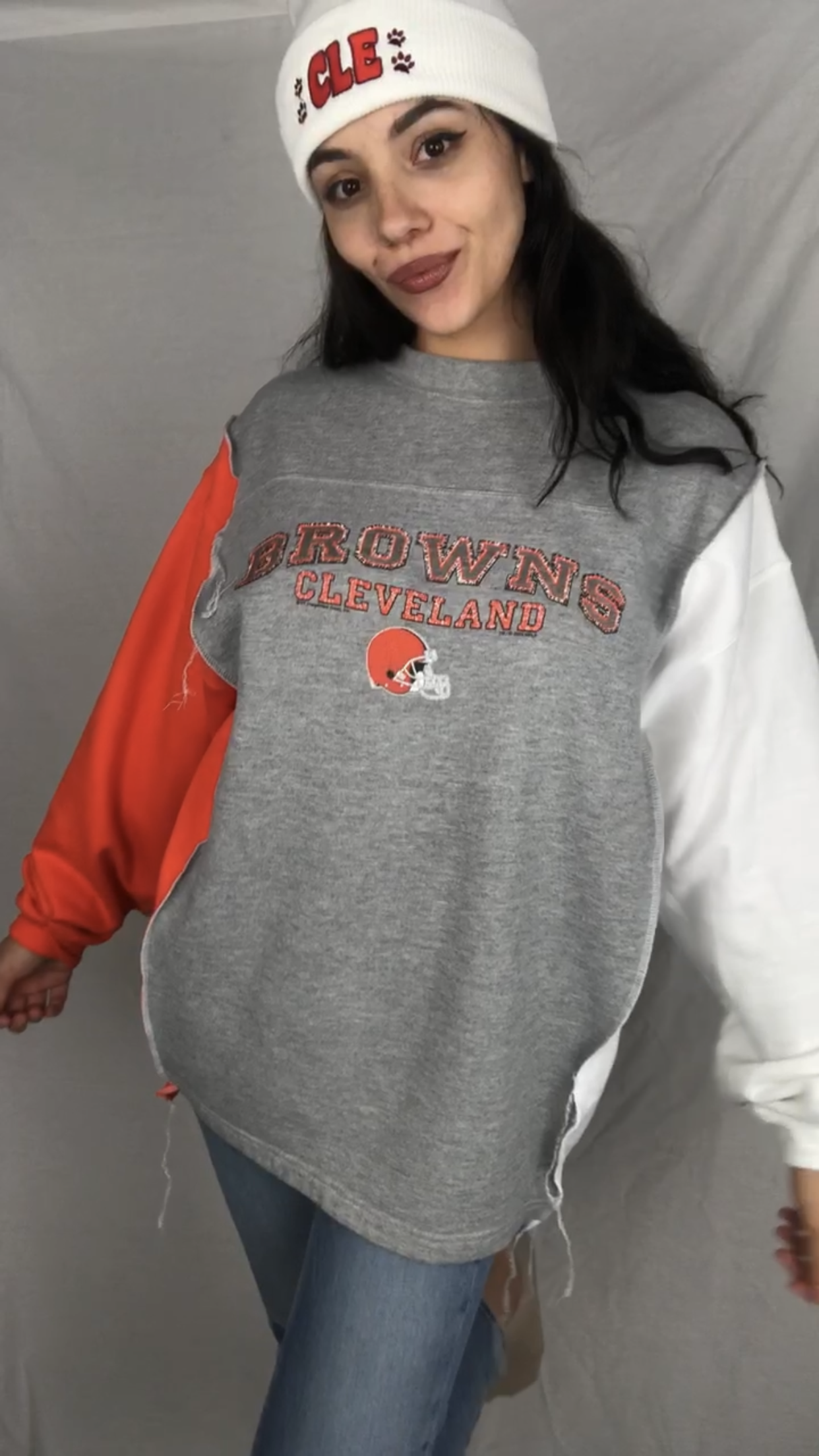 COLOR BLOCK VINTAGE BROWNS CREWNECK