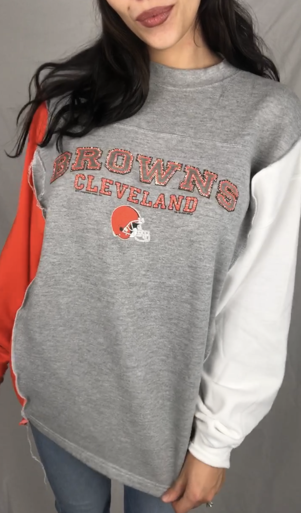 COLOR BLOCK VINTAGE BROWNS CREWNECK