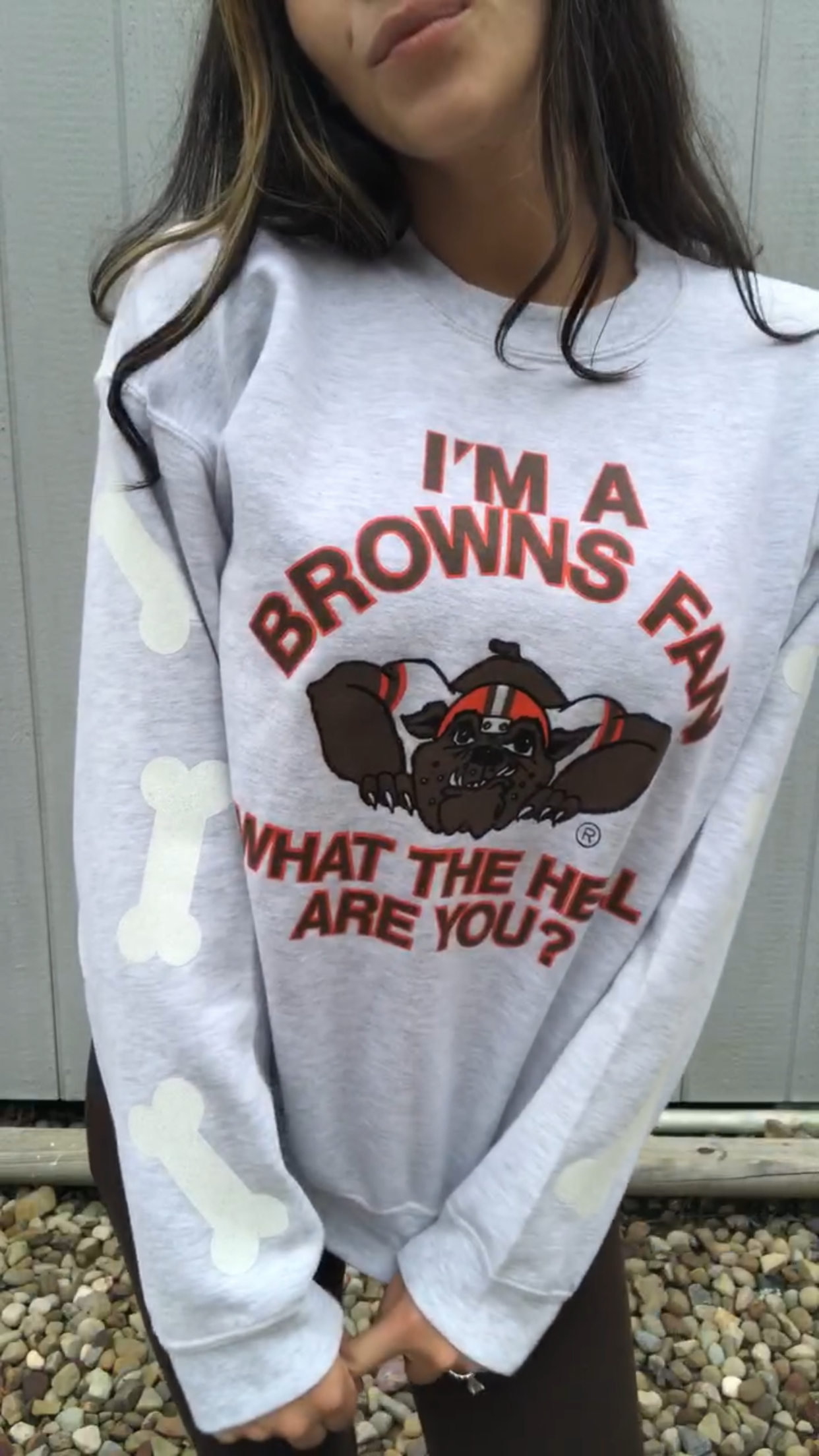 BROWNS FAN BONE SLEEVES CREWNECK